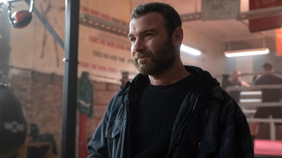Ray Donovan 6x01 Staten Island, Part One recap