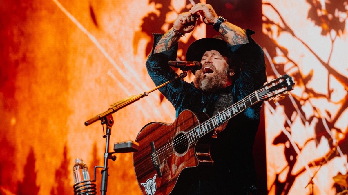 Zac Brown Band announce new single 'Two Blue Chairs & You' - Entertainment  Focus