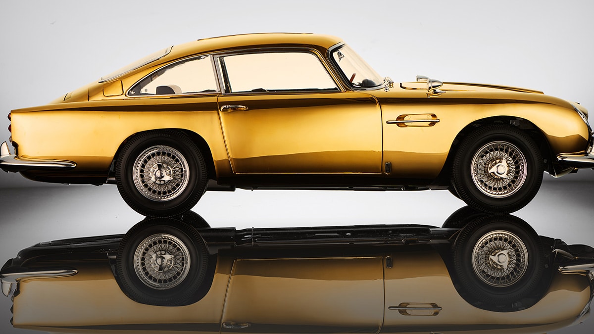 Agora Models Unveils 24ct Gold-Plated James Bond 'Goldfinger